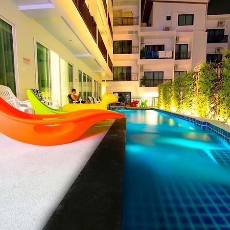 The Frutta Boutique Hotel Patong Bagian luar foto