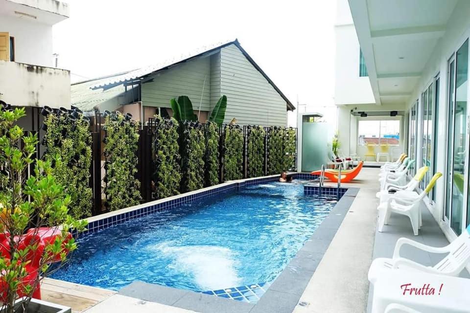 The Frutta Boutique Hotel Patong Bagian luar foto