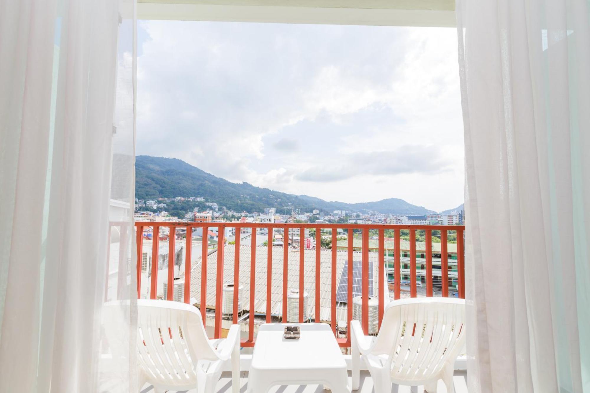 The Frutta Boutique Hotel Patong Bagian luar foto